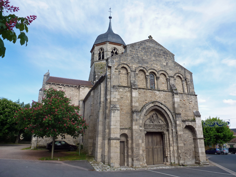 eglise-bellenaves-allier-auvergne